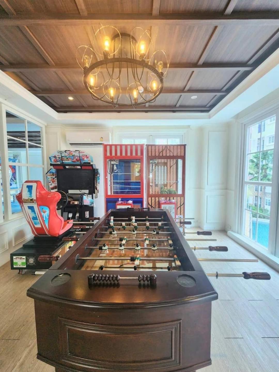Apartment คอนโดสวนน้ำเซเว่นซี2 *