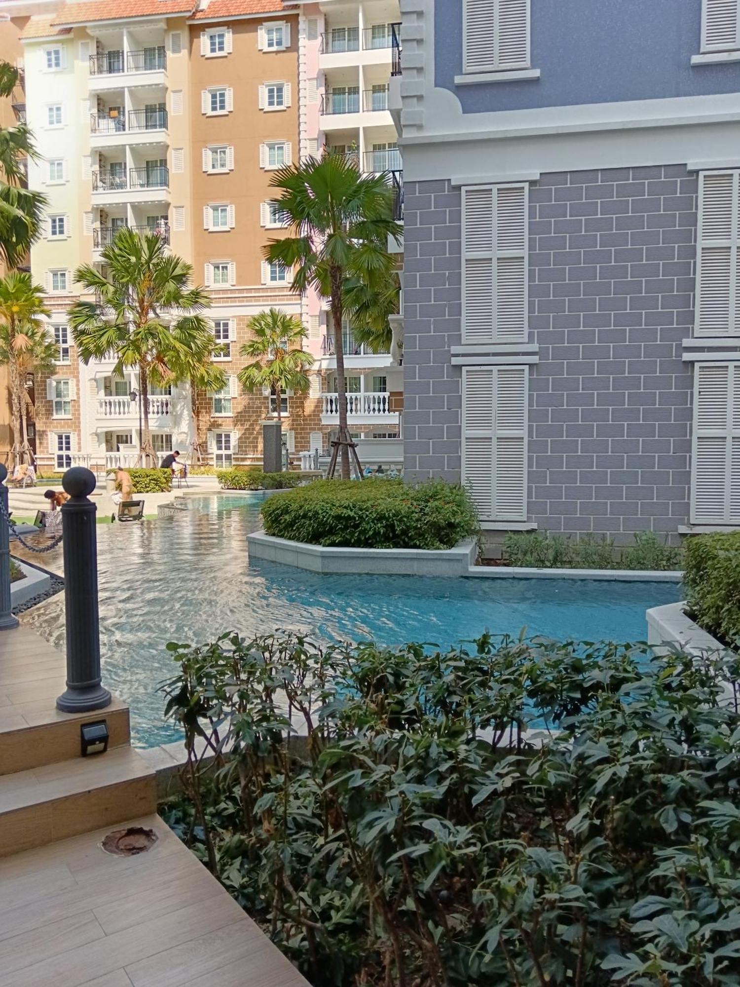 คอนโดสวนน้ำเซเว่นซี2 Apartment